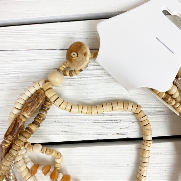 Bohemian Boho Wooden Shell Statement Necklace - Picture 7 of 10